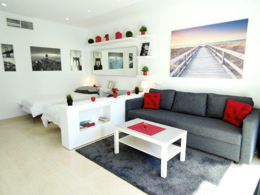 Appartement 1St Lign On The Beach ฟูเอนฮิโรลา ภายนอก รูปภาพ